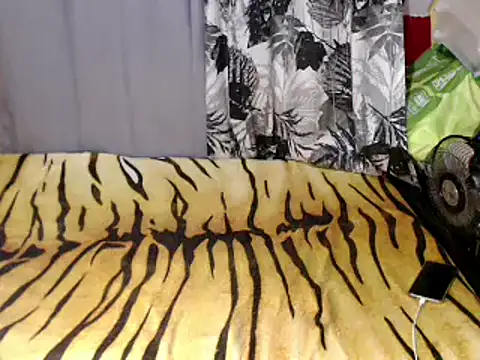 lovelyxmorena online show from January 17, 2:22 pm