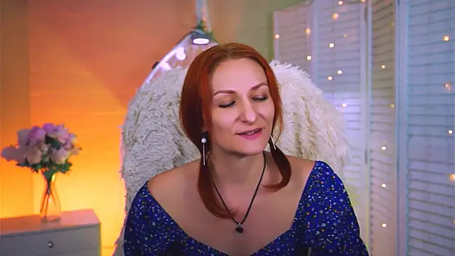 Snapshot of DianaTorrens chatting on February 3, 8:19 am DianaTorrens online show from February 3, 8:19 am