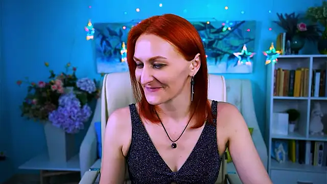 Snapshot of DianaTorrens chatting on February 9, 7:23 am DianaTorrens online show from February 9, 7:23 am