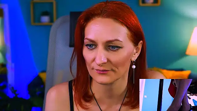 Snapshot of DianaTorrens chatting on February 13, 7:48 am DianaTorrens online show from February 13, 7:48 am