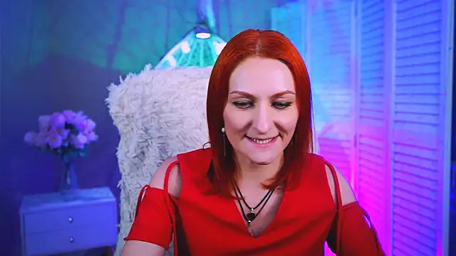 Snapshot of DianaTorrens chatting on February 14, 1:41 pm DianaTorrens online show from February 14, 1:41 pm