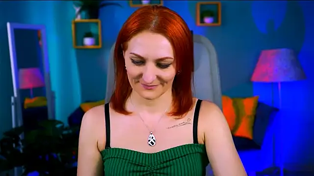 Snapshot of DianaTorrens chatting on February 18, 8:43 am DianaTorrens online show from February 18, 8:43 am