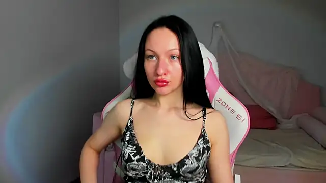 NaomiBlakes online show from February 13, 5:25 am