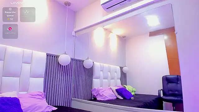 Snapshot of jazmin_gil chatting on November 27, 11:56 am jazmin gil online show from November 27, 11:56 am