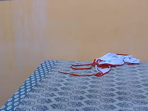 Honey Baby1 online show from February 14, 5:59 am