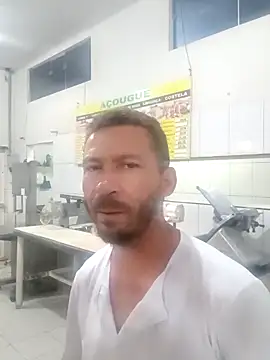 RobertoLuiz84 online show from March 7, 4:26 pm