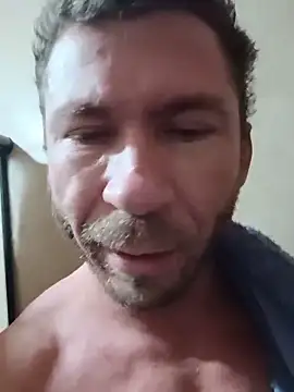 RobertoLuiz84 online show from May 19, 1:56 am
