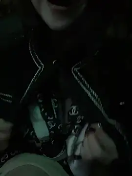 Queen-of-Love online show from January 13, 9:20 pm