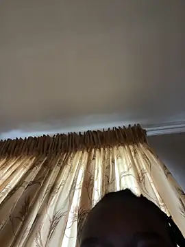 Lyana silver21 online show from December 17, 7:25 am