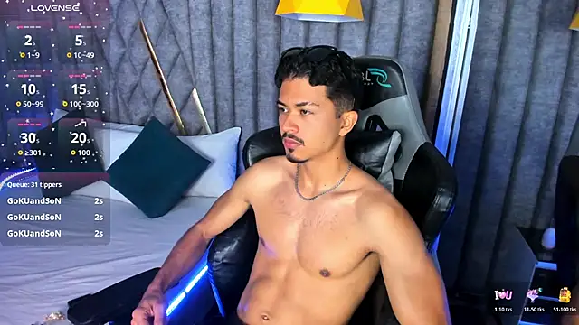 Snapshot of NicolaiKarav chatting on January 17, 12:43 pm NicolaiKarav online show from January 17, 12:43 pm