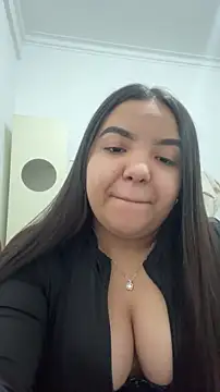 Snapshot of princezzc chatting on November 28, 2:25 am princezzc online show from November 28, 2:25 am