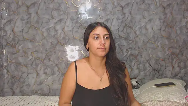 miarouse1531 online show from January 10, 12:01 am