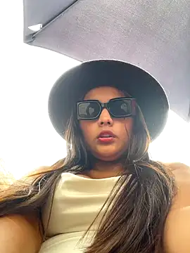 Snapshot of noa_harper chatting on November 25, 1:33 pm noa harper online show from November 25, 1:33 pm