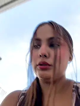 Snapshot of noa_harper chatting on November 27, 1:46 pm noa harper online show from November 27, 1:46 pm