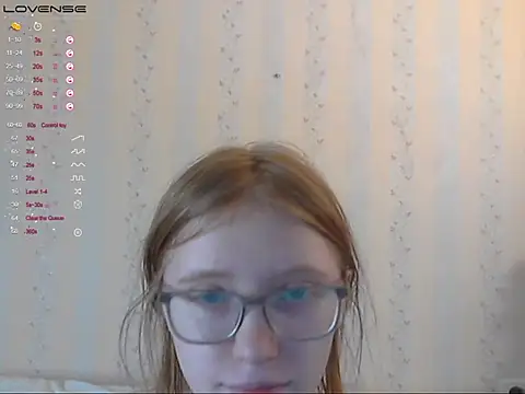 Snapshot of LustfulSarah chatting on January 15, 10:46 pm LustfulSarah online show from January 15, 10:46 pm