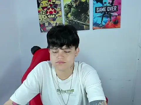 Snapshot of _ian_sweet chatting on November 28, 7:27 pm ian sweet online show from November 28, 7:27 pm