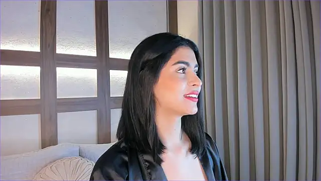 Snapshot of SarhaVega chatting on November 28, 1:25 pm SarhaVega online show from November 28, 1:25 pm