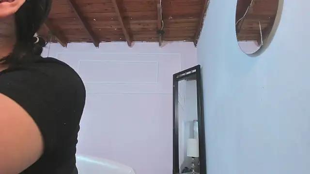 Izelevans online show from April 4, 10:35 am