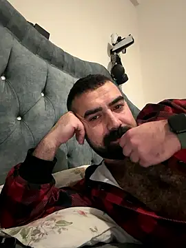 Snapshot of Ali2413 chatting on January 10, 10:58 pm Ali2413 online show from January 10, 10:58 pm