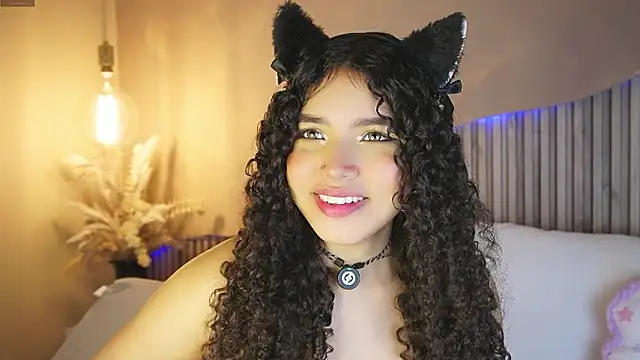 EloiseSweetxx online show from March 12, 12:22 pm