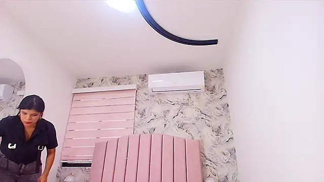 Snapshot of katsumi_yan chatting on January 11, 7:08 pm katsumi yan online show from January 11, 7:08 pm