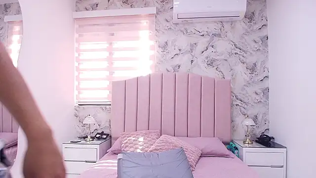 Snapshot of katsumi_yan chatting on February 18, 7:10 pm katsumi yan online show from February 18, 7:10 pm