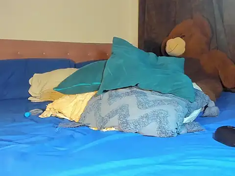 exotis tiahara777 online show from December 19, 6:31 am