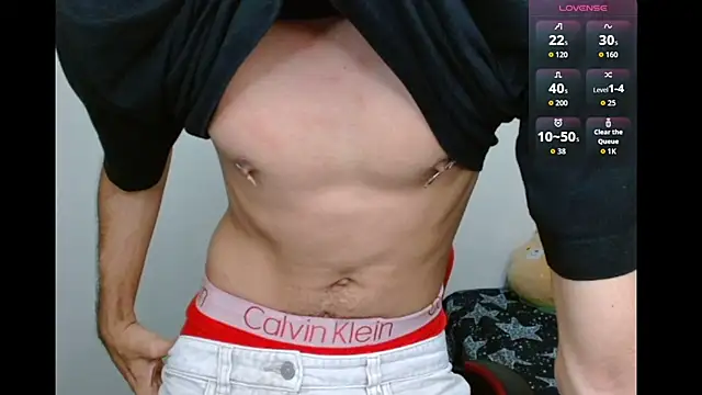 Snapshot of Neithanzynnx chatting on November 28, 7:49 pm Neithanzynnx online show from November 28, 7:49 pm