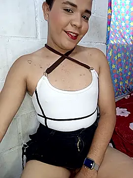 Emily Jedet online show from April 5, 6:16 pm