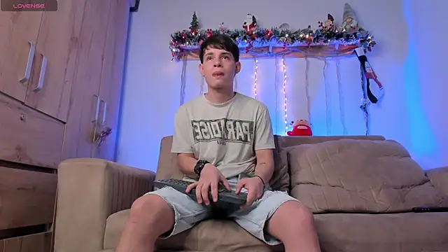 steveen universe28 online show from November 27, 11:29 pm