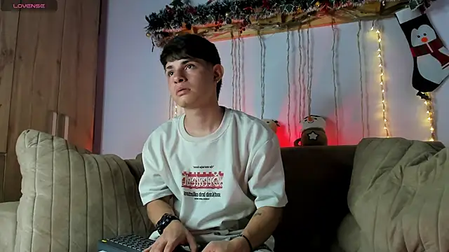 steveen universe28 online show from December 16, 1:10 am