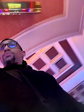 MTheRealrDLlongCrippler online show from December 17, 3:45 am