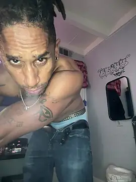 MTheRealrDLlongCrippler online show from April 15, 11:05 pm