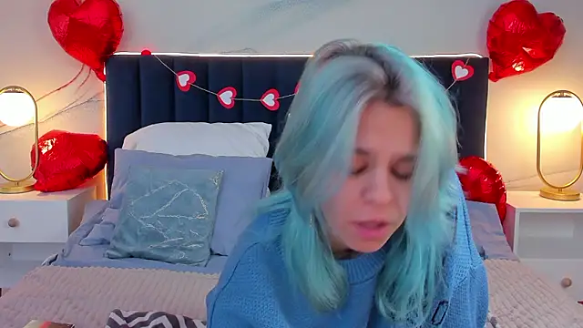 LiraBelle online show from February 12, 3:23 am