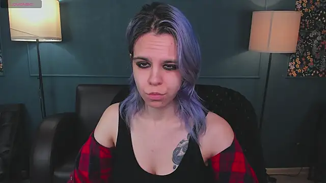 LiraBelle online show from March 31, 3:08 am