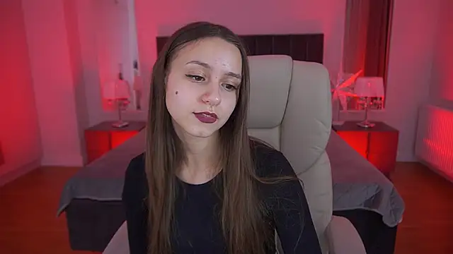 TinyNatalie online show from February 8, 8:56 pm