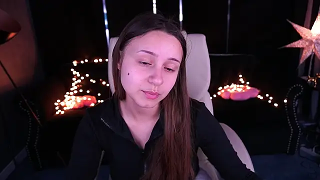 TinyNatalie online show from May 9, 6:51 am