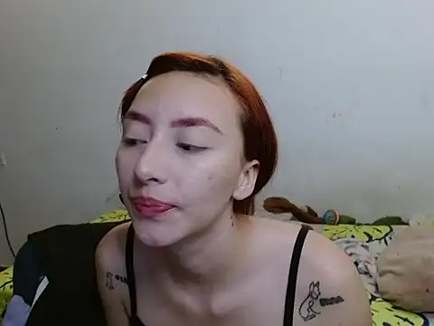 Snapshot of candystream chatting on March 3, 4:51 am candystream online show from March 3, 4:51 am