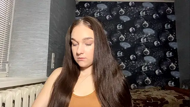 Snapshot of YahairaDuracher chatting on December 5, 6:44 am YahairaDuracher online show from December 5, 6:44 am