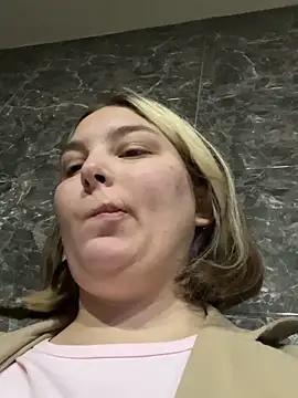 KateBurlesk online show from November 26, 9:10 am