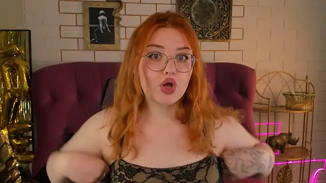 StaceyJensen online show from March 7, 1:30 pm