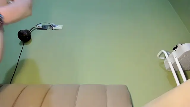 MsPurrfect4U online show from March 31, 4:07 pm