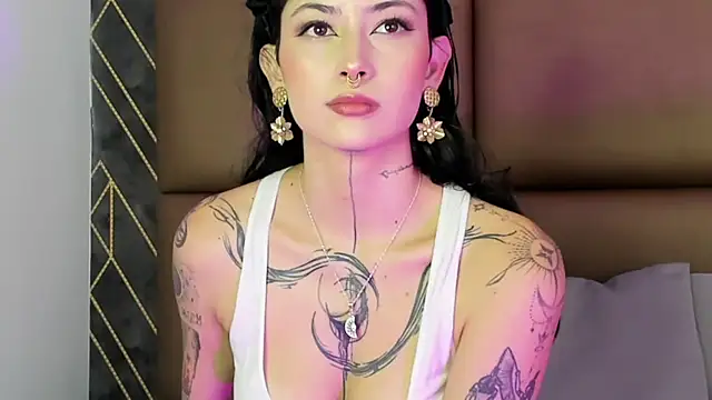 Snapshot of princess_deimos__ chatting on January 13, 8:03 pm princess deimos online show from January 13, 8:03 pm