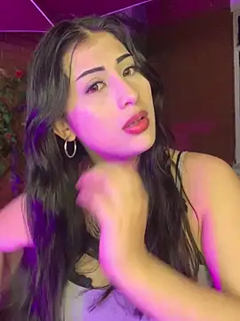 Snapshot of dulcinea77gp chatting on May 9, 3:34 am dulcinea77gp online show from May 9, 3:34 am