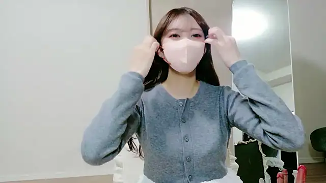 alicechan v online show from June 19, 11:25 am