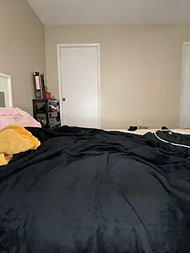 Snapshot of Kiki_hammyy chatting on February 1, 9:24 pm Kiki hammyy online show from February 1, 9:24 pm