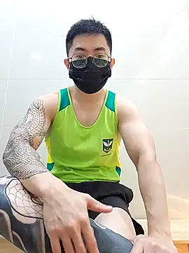 Snapshot of Valerious180 chatting on December 18, 5:19 pm Valerious180 online show from December 18, 5:19 pm