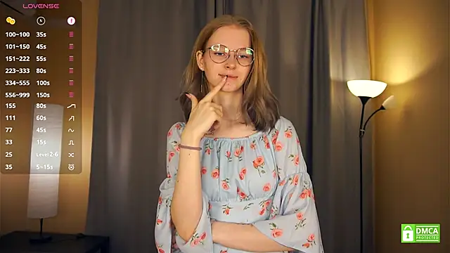 Snapshot of ToyaPletz chatting on December 17, 6:58 pm ToyaPletz online show from December 17, 6:58 pm