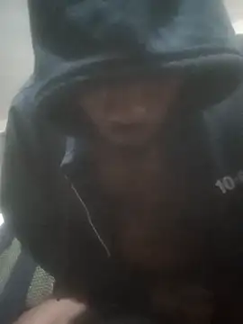 Snapshot of AfricanHorseDick chatting on December 5, 12:52 am AfricanHorseDick online show from December 5, 12:52 am