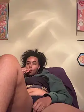 Snapshot of seductivefreak7 chatting on February 3, 7:02 am seductivefreak7 online show from February 3, 7:02 am